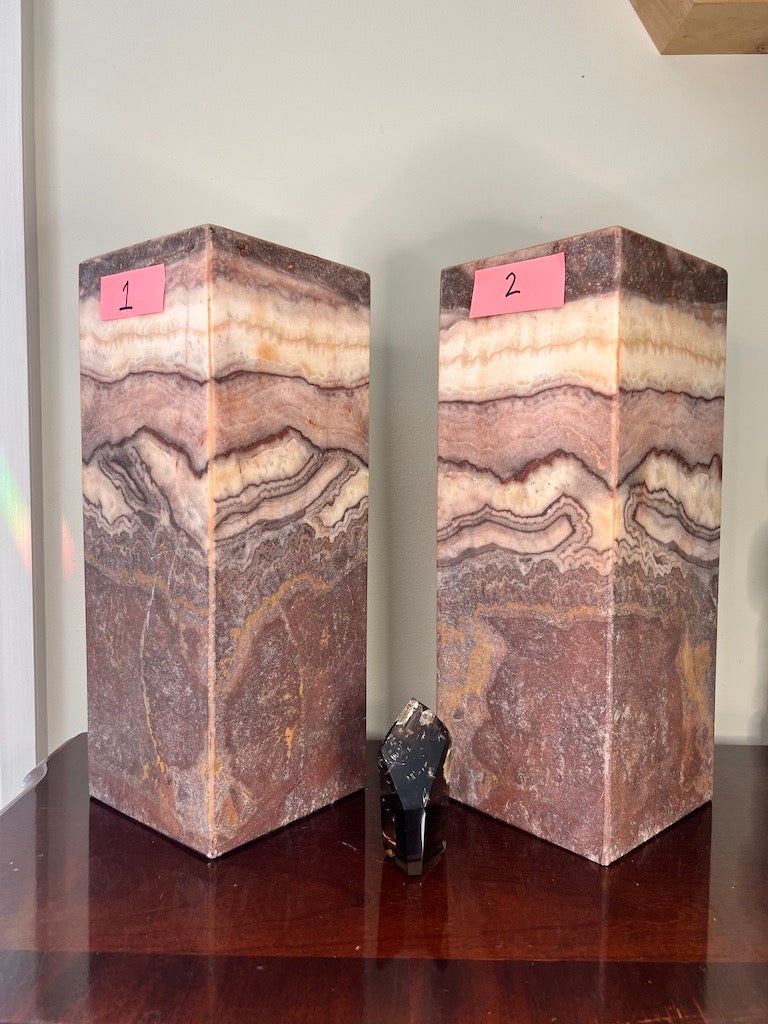 Neapolitan Calcite Crystal Lamp image 3