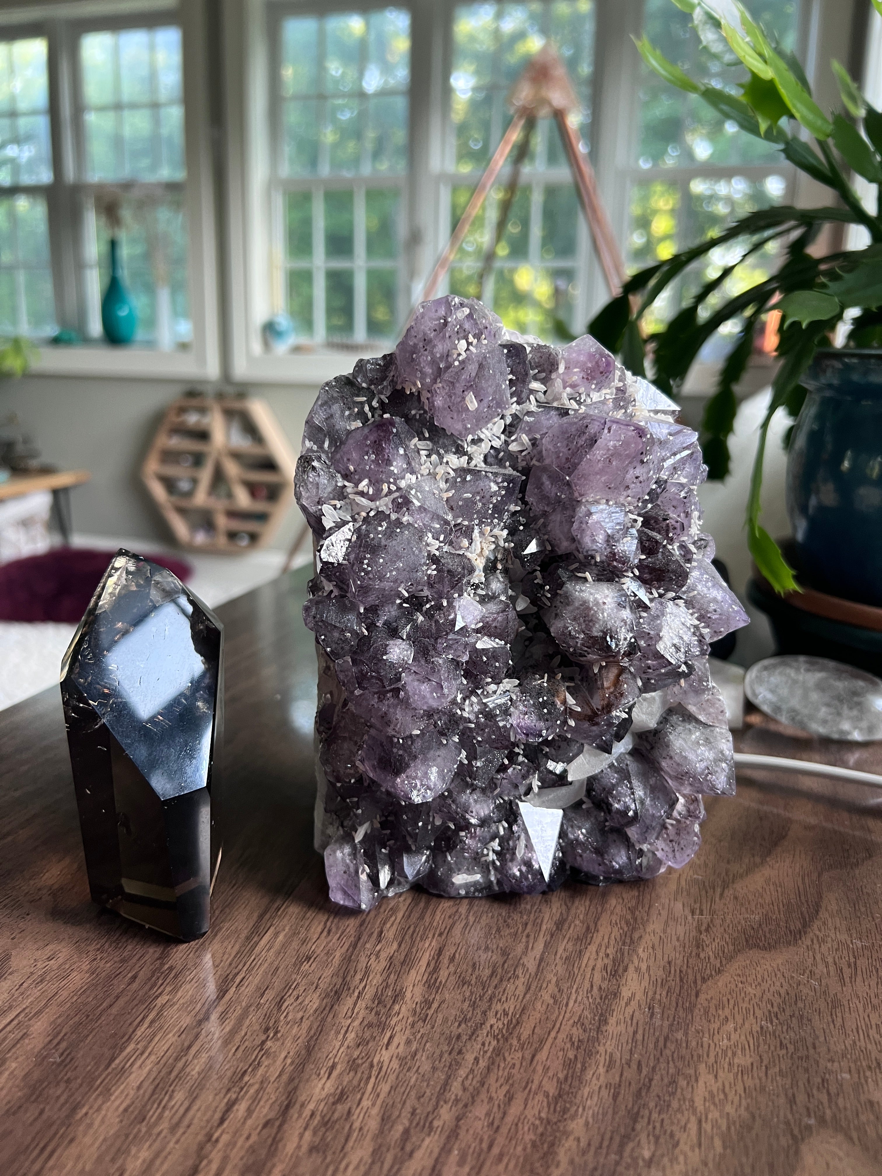 Amethyst Cluster Crystal Lamp image 2