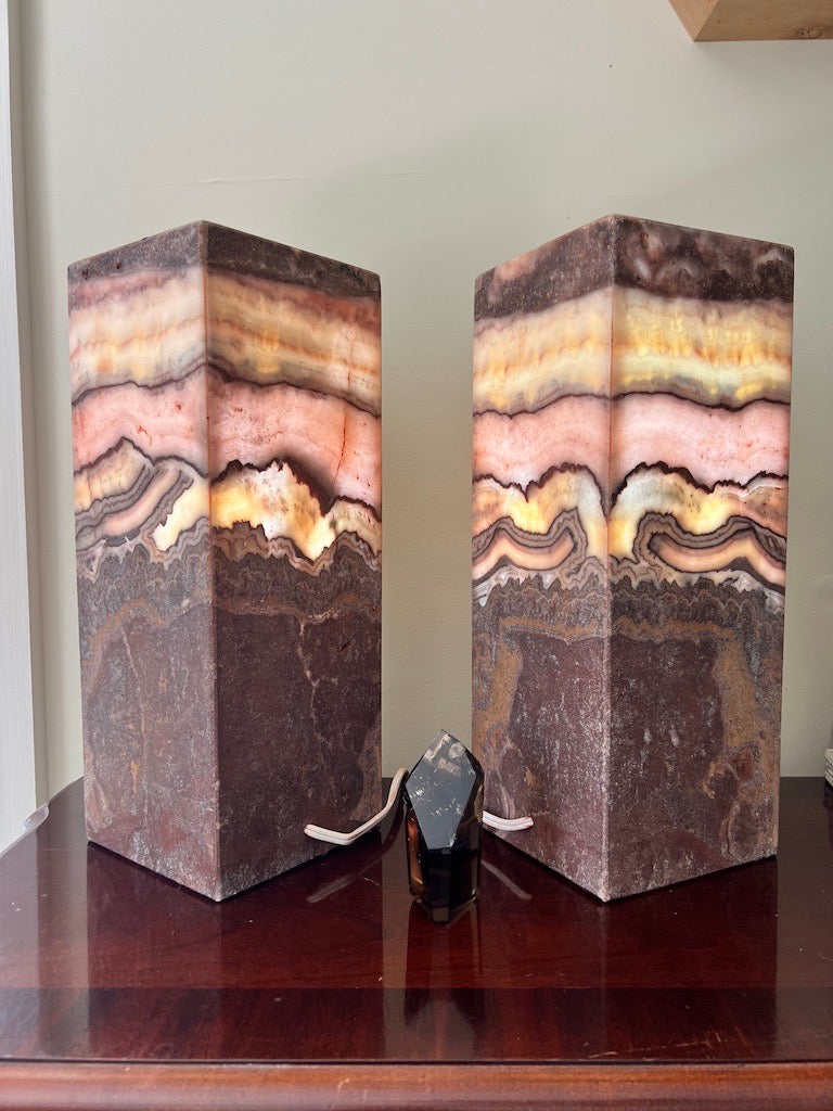Neapolitan Calcite Crystal Lamp image 0