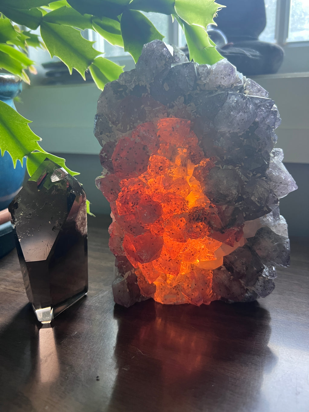 Amethyst Cluster Crystal Lamp image 1