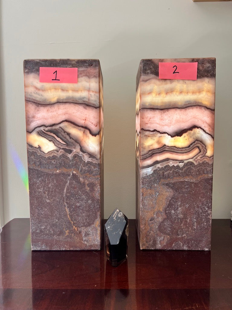 Neapolitan Calcite Crystal Lamp image 1